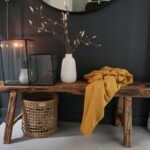 De make-over van onze hal en toilet met verf van Farrow & Ball robuust bankje out hout