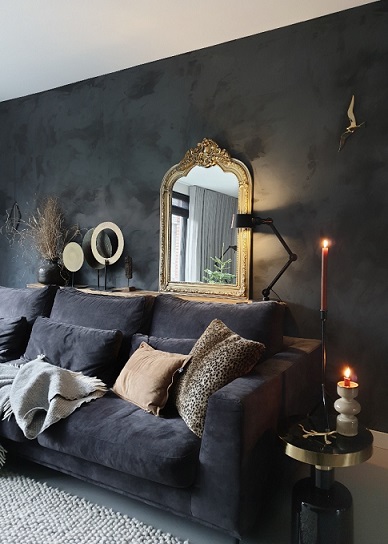 Condenseren Beurs Verlichting Een zwarte muur in huis met een prachtige betonlook - Huizedop