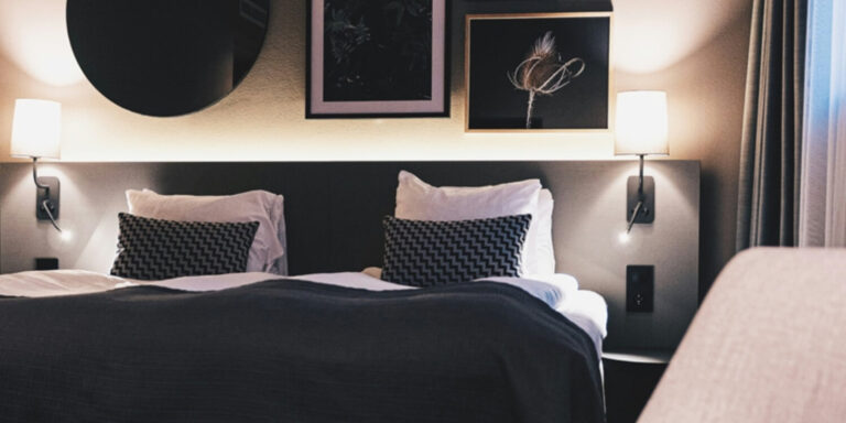 Hotel chique slaapkamer: zo richt je ‘m hotelwaardig in