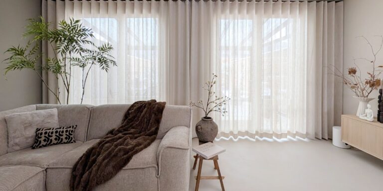 Raamdecoratie voor draai-kiepramen: zo pakte ik het thuis aan