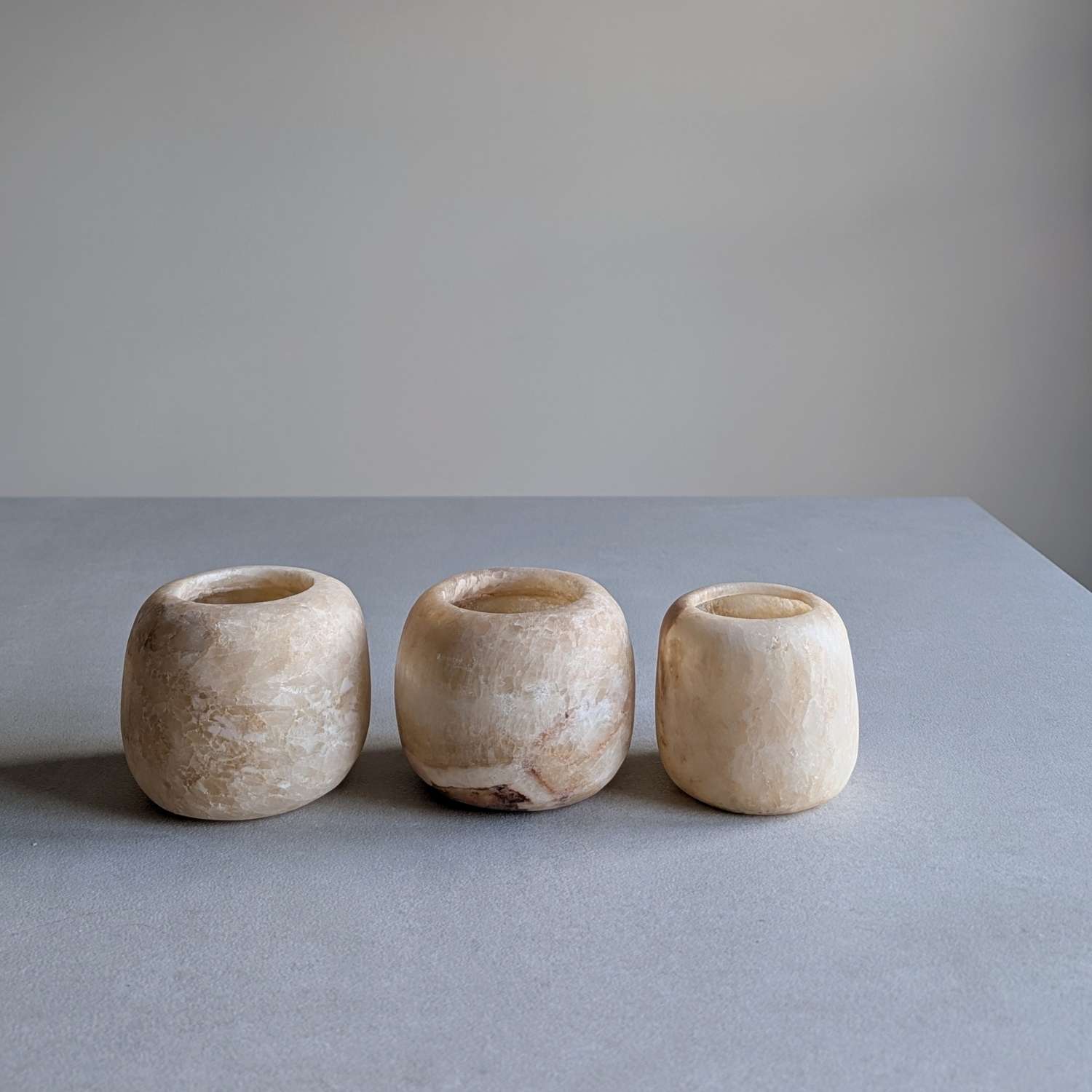 alabaster set beige