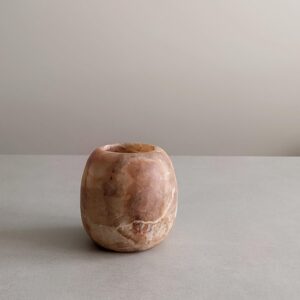 alabaster bruin rond